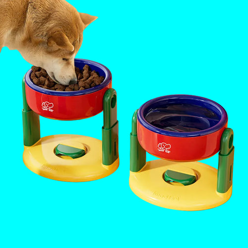 Adjustable height for comfortable feeding